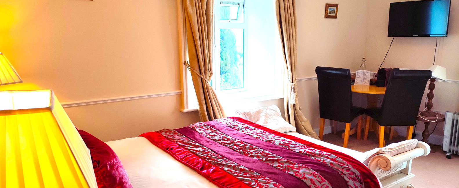 Robin Hill House (Heriatge B&B and Party Venue)